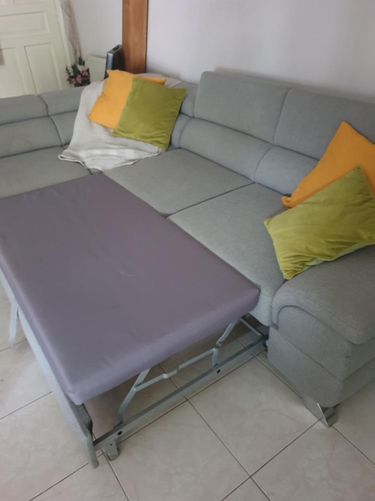 Modern 2Br City Flat 10Min From The Beach Atina Dış mekan fotoğraf